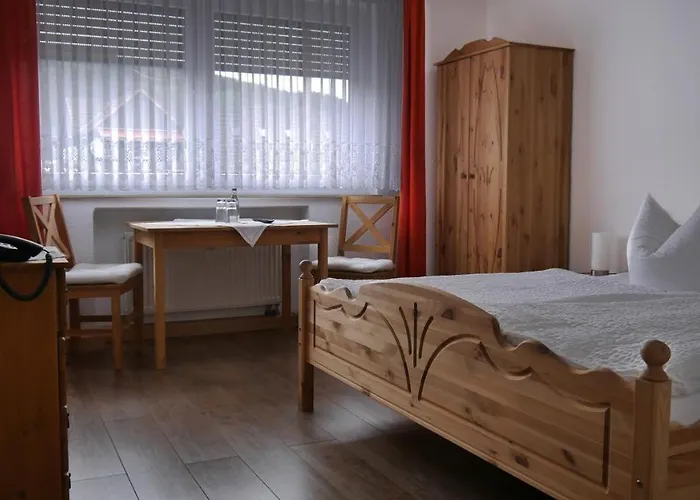 Hotel Garni Bodden 2*